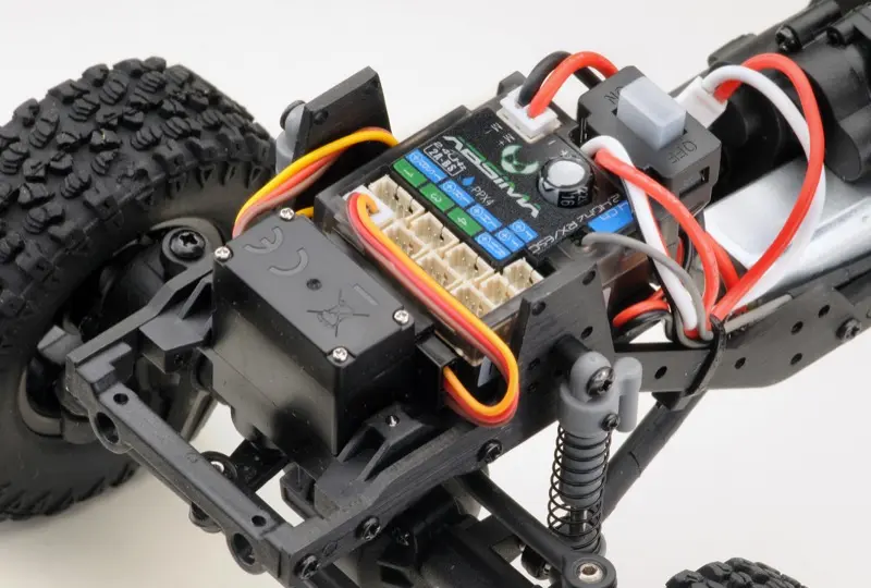 1:18 Micro PRO Crawler "Trail Hunter" Bright Sand RTR – 1/18th