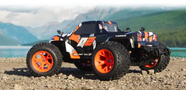 Maverick Quantum2 Flux MT - Orange – RC Monster Truck – view 3