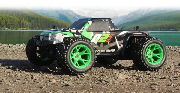 Maverick Quantum2 Flux MT - Green – RC Monster Truck – view 8