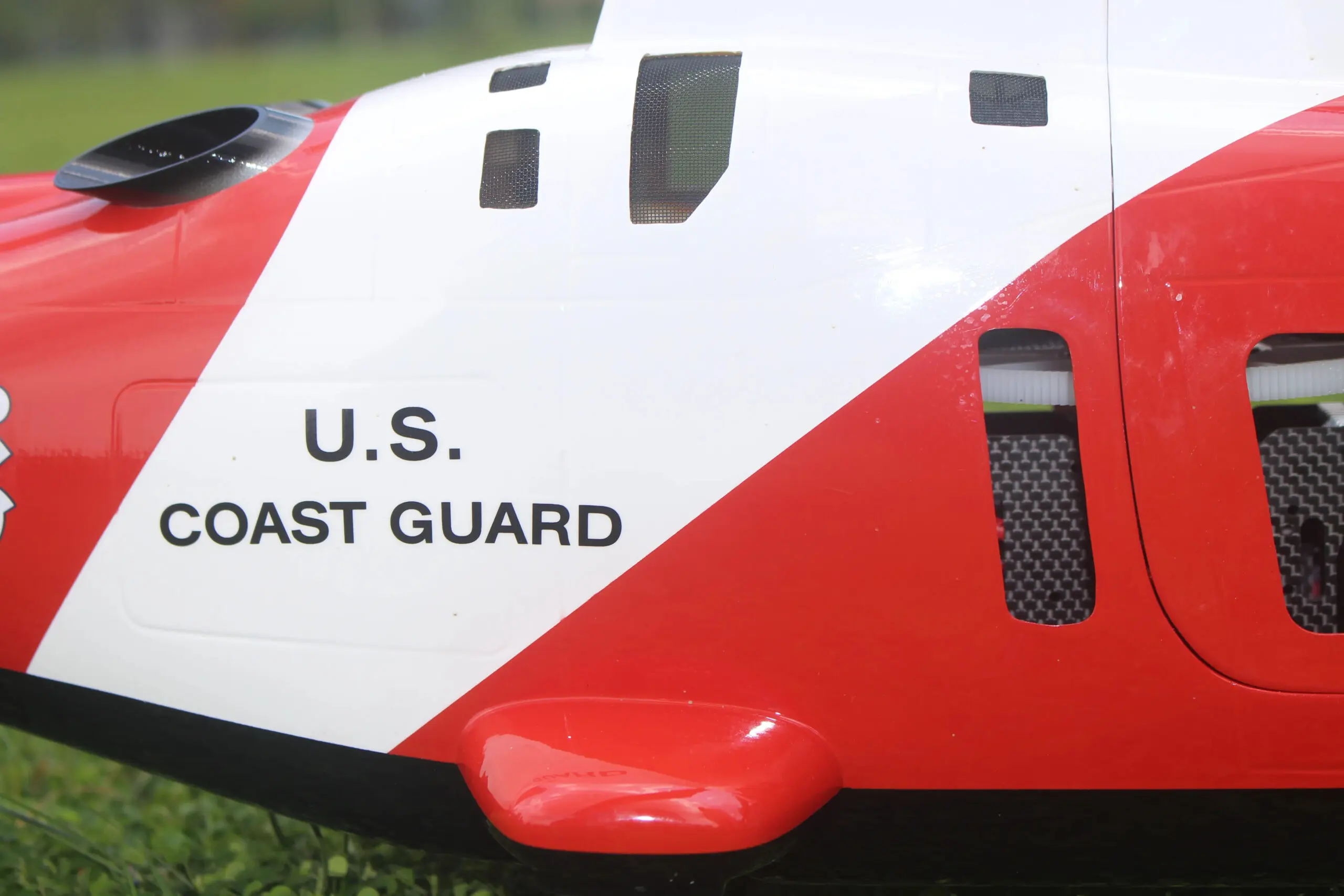 FLISHRC A109 500-Class RC Scale Helicopter – Coast Guard Rescue Replica with GPS L7 Flight Control, Retractable Landing