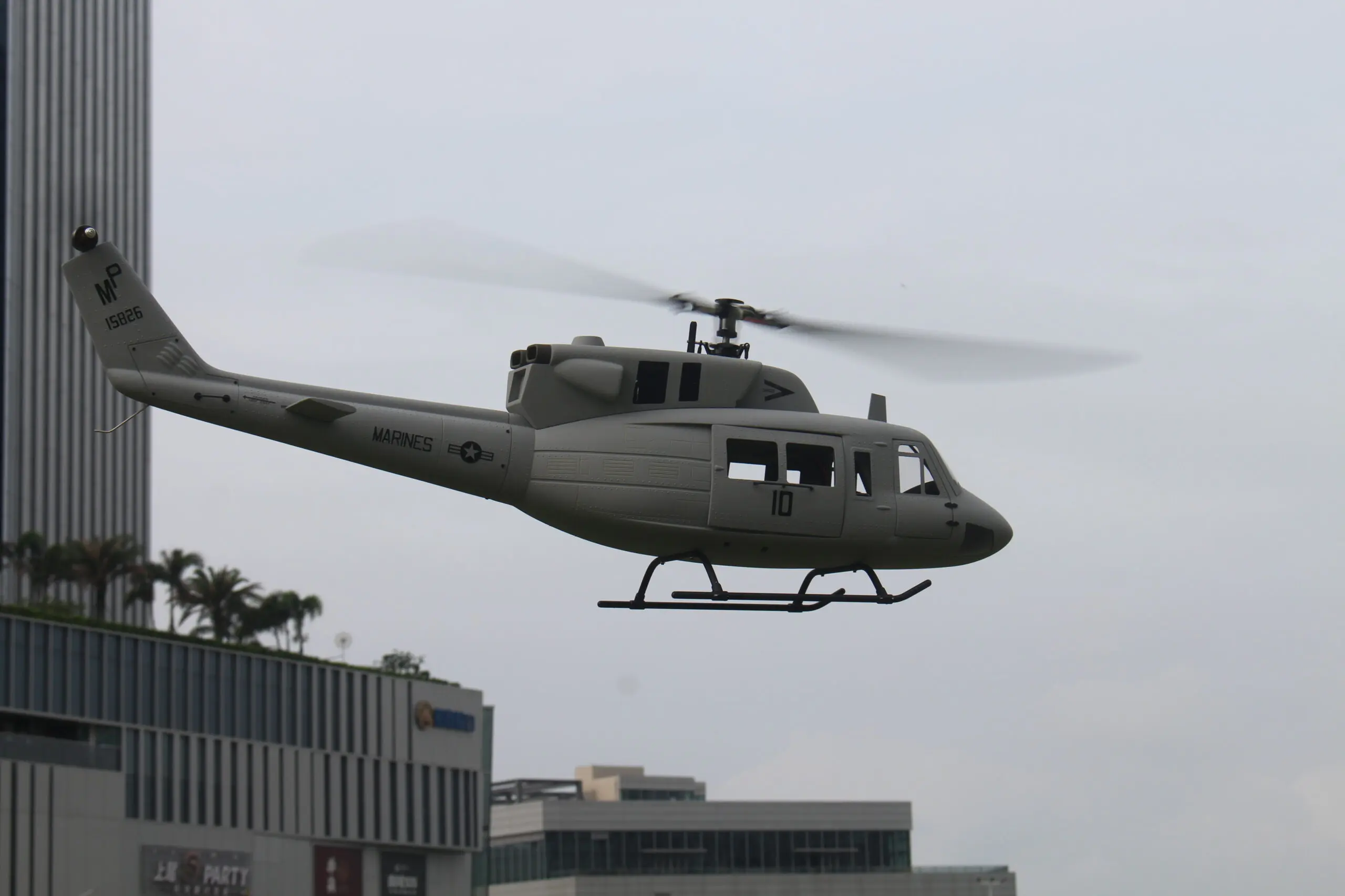 FL500 V2 FLISHRC Roban UH-1N Bell 212 500 Size Helicopter Scale Tow Rotor GPS with L7 Flight Controller RTF – RC Helicopters