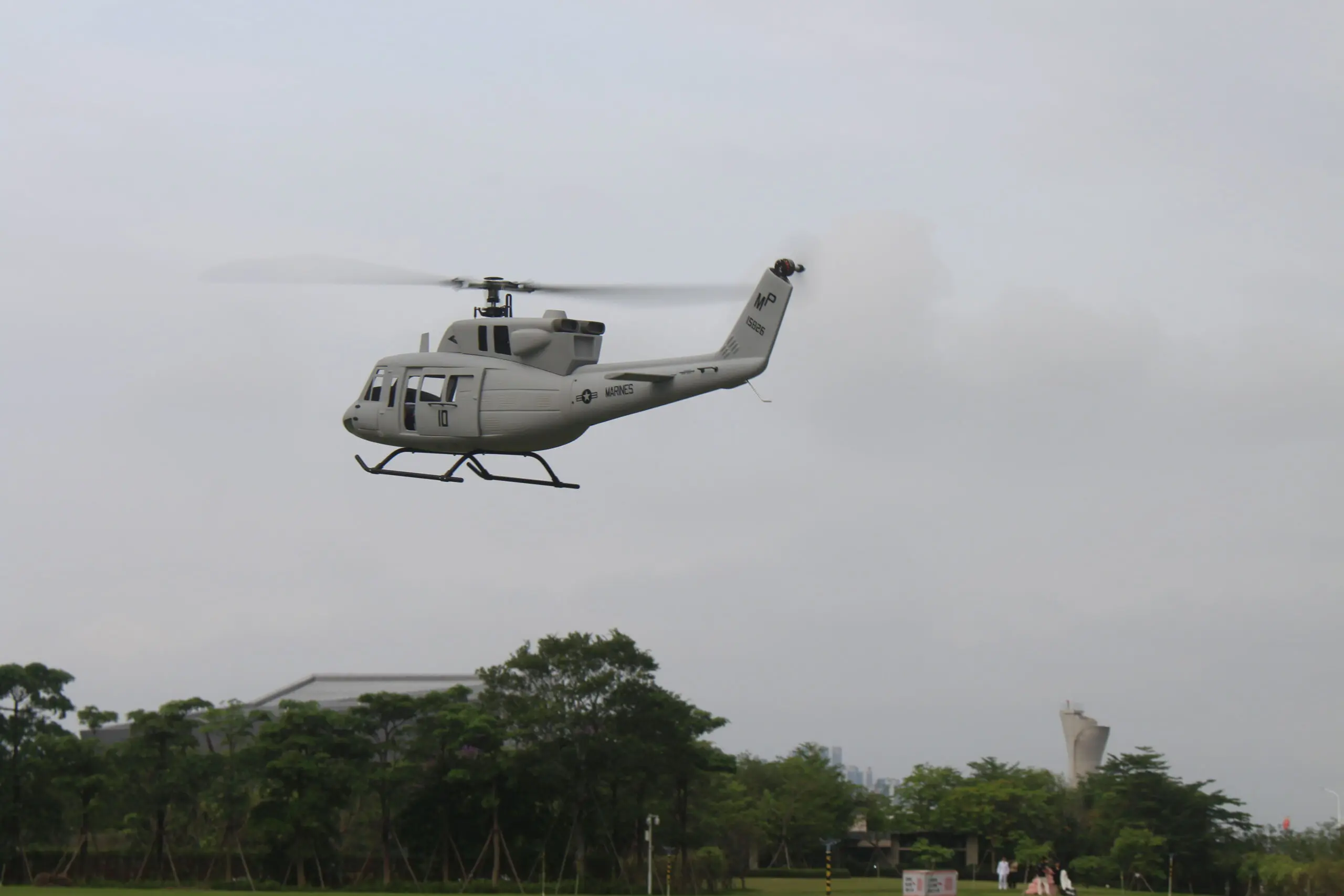 FL500 V2 FLISHRC Roban UH-1N Bell 212 500 Size Helicopter Scale Tow Rotor GPS with L7 Flight Controller RTF – RC Helicopters