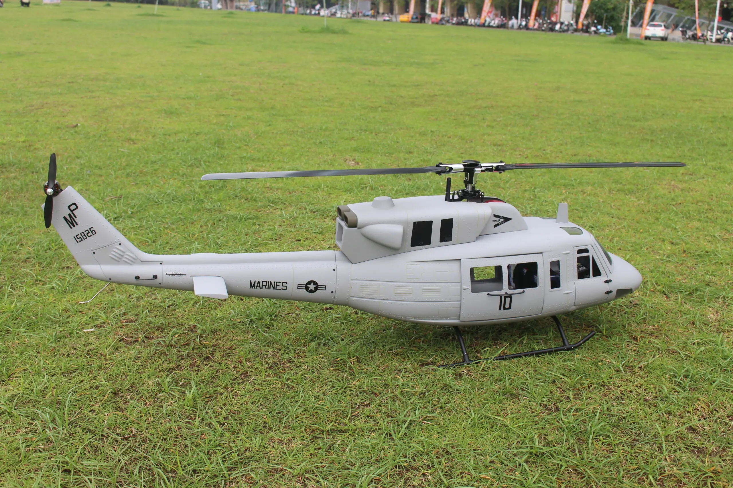 FL500 V2 FLISHRC Roban UH-1N Bell 212 500 Size Helicopter Scale Tow Rotor GPS with L7 Flight Controller RTF – RC Helicopters