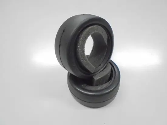 1:10 Touring 26mm Super Slick Touring (2) - 40 Shore – Kyosho Parts