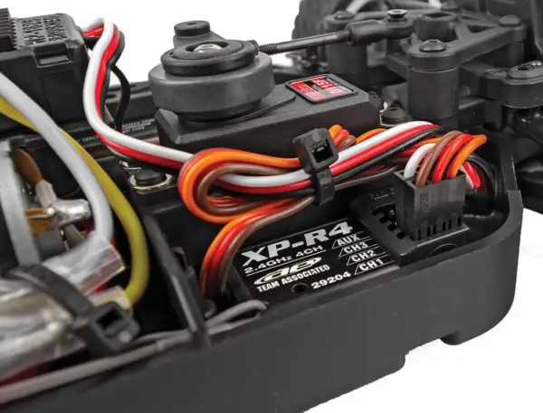 Team Associated Reflex 14r Hoonitruck RTR Street Car – view 13