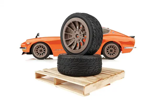 Team Associated Datsun 240z Apex 2 Sport RTR 4wd – view 2