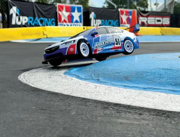 Team Associated St550 Super Touring Apex 2 RTR 4wd – view 18