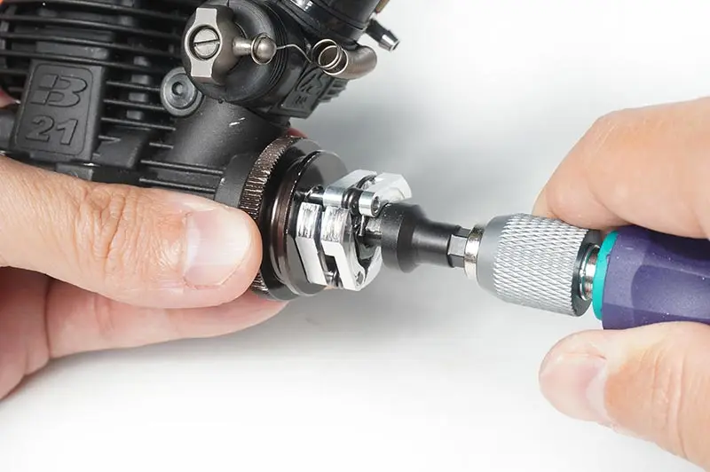 Outil Koswork De Montage-Démontage d'Embrayage 1:8 Buggy – Kyosho Parts