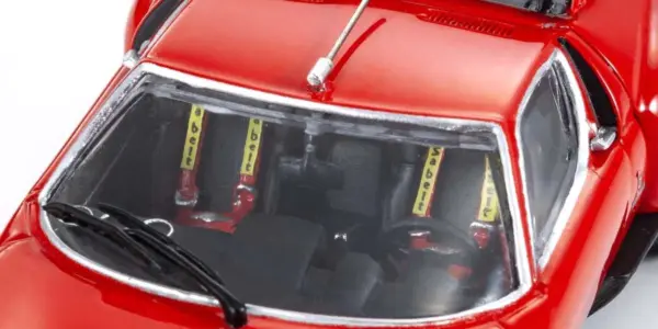 Kyosho 1:43 Lamborghini Miura SVR 1970 Red – view 11
