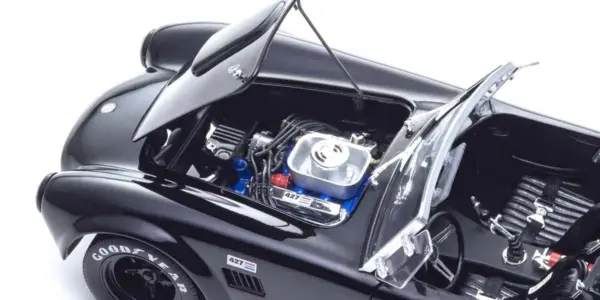 Kyosho 1:18 Shelby Cobra 427 S/C Spider 1962 Black – view 6