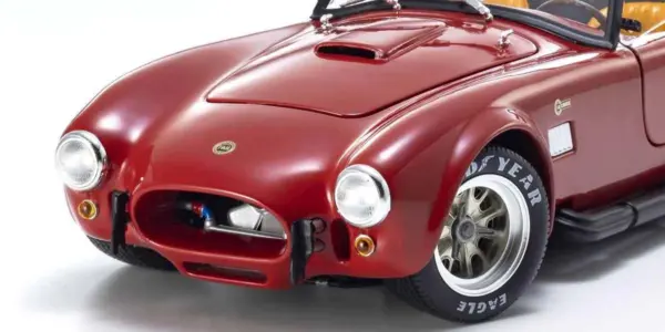 Kyosho 1:18 Shelby Cobra 427 s/C Spider 1962 Red – view 5