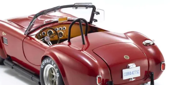 Kyosho 1:18 Shelby Cobra 427 s/C Spider 1962 Red – view 6