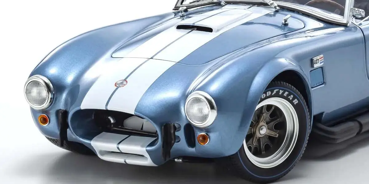 Kyosho 1:18 Shelby Cobra 427 S/C Spider 1962 Light Blue-White – Diecast static models