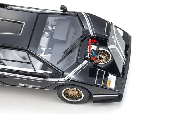 Kyosho 1:18 Lamborghini Countach Lp500r Black-White – view 5