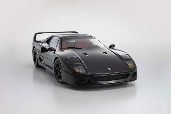 Kyosho 1:18 Ferrari F40 Black 1987 Die-Cast Collection – view 14