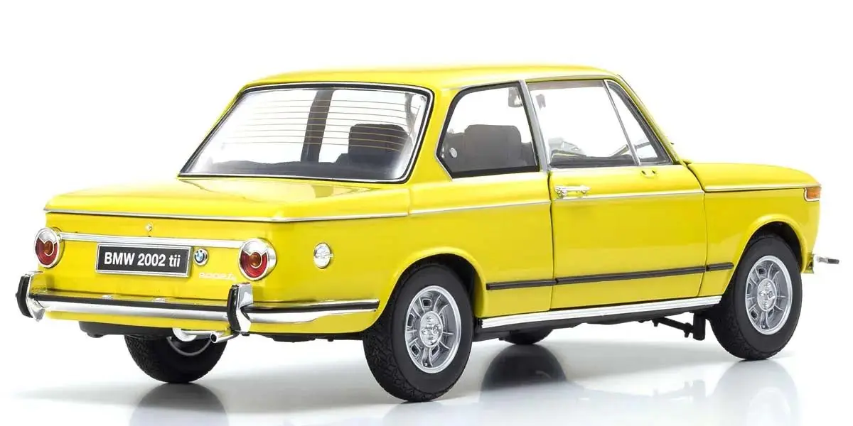 Kyosho 1:18 BMW 2002 Tii 1972 Yellow – Diecast static models
