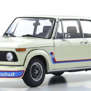 Kyosho 1:18 BMW 2002 Turbo 1974 White – Diecast static models