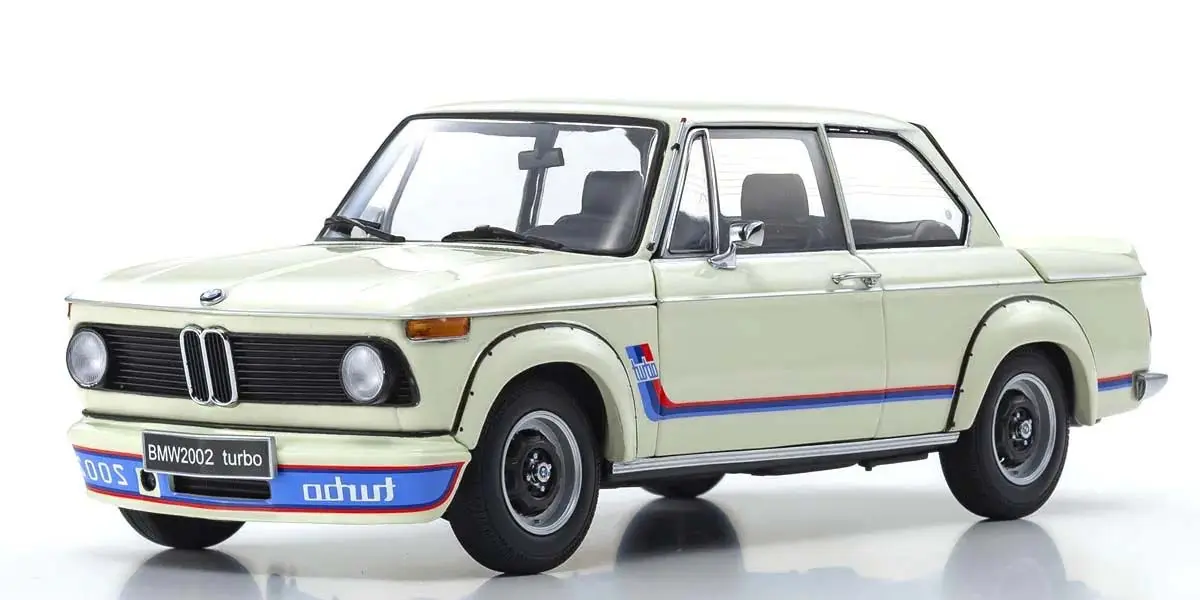 Kyosho 1:18 BMW 2002 Turbo 1974 White – Diecast static models