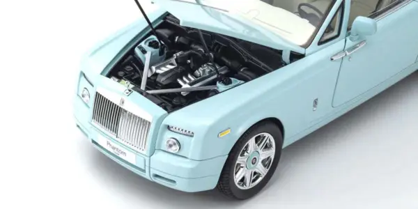 Kyosho 1:18 Rolls-Royce Phantom Coupé 2008 Turquoise – view 5