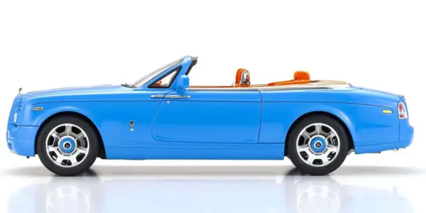 Kyosho 1:18 Rolls-Royce Phantom Drophead Coupé 2007 Light Blue – view 3