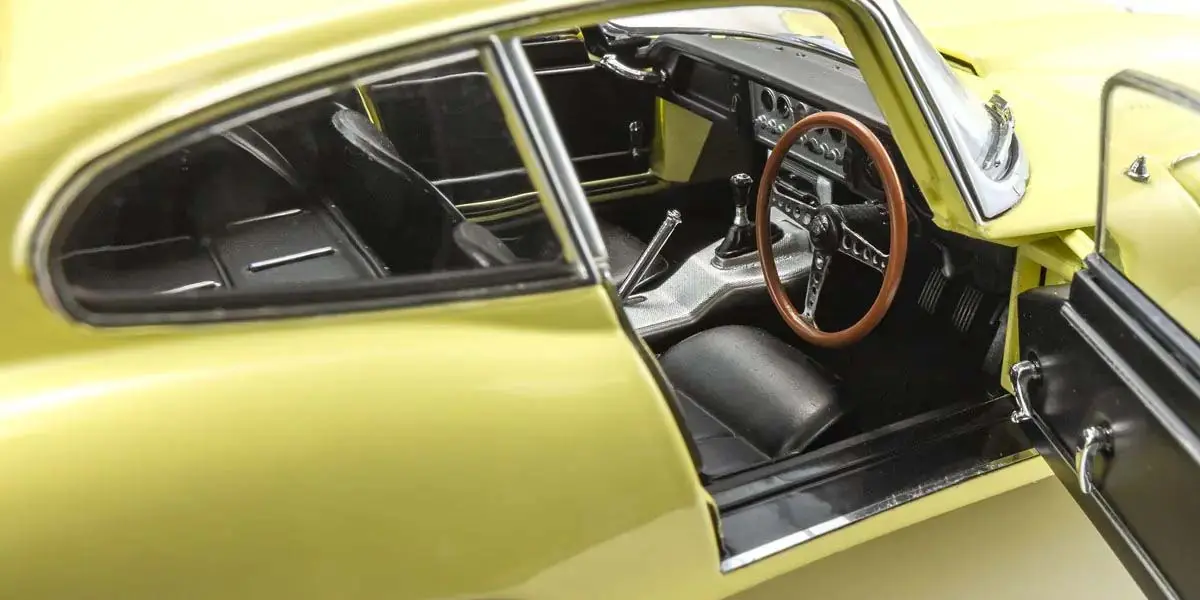 Kyosho 1:18 Jaguar Type-E 3.8L MK1 Cup 1961 Pale Primose – RC Cars