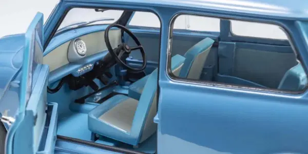 Kyosho 1:18 Morris Mini Minor Clipper Blue – view 4