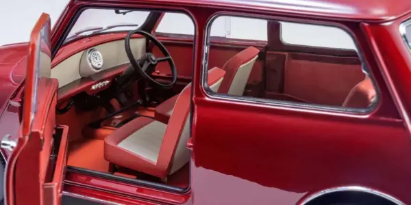 Kyosho 1:18 Morris Mini Minor Cherry Red – view 4