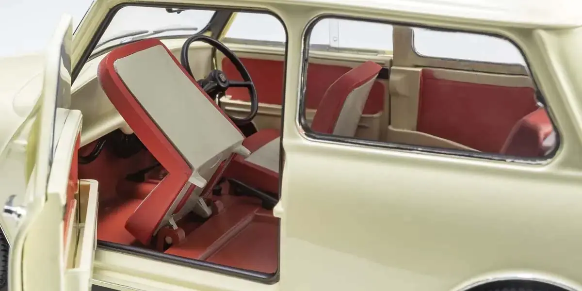 Kyosho 1:18 Morris Mini Minor Old English White – RC Cars