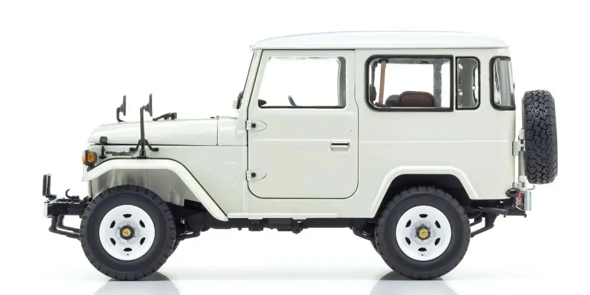 Kyosho 1:18 Toyota Land Cruiser 40 Van (BJ42V) 1980 White – RC Cars