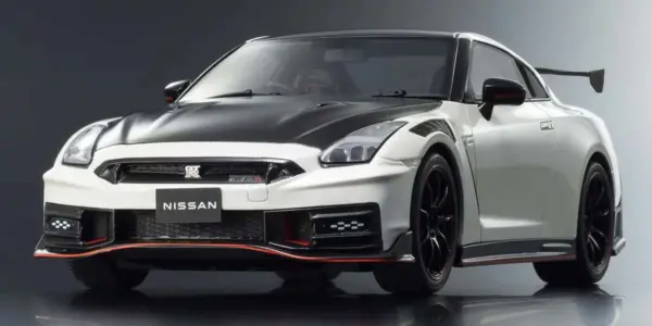Kyosho 1:18 Resin Samurai Collection Nissan Gt-R Nismo 2024 Sp White – view 5