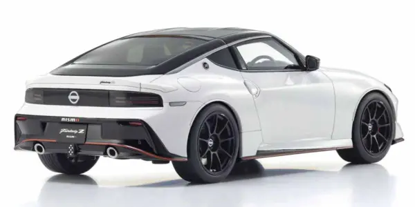 Kyosho 1:18 Resin Samurai Collection Nissan Fairlady Z 2024 White – view 2