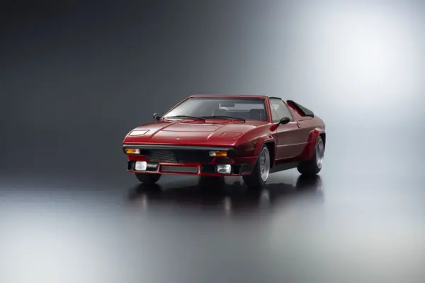 Kyosho 1:18 Resin Samurai Collection Lamborghini Silhouette Red – view 11