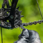 Muc-Off Claw Cleaning Brush – RC Cars