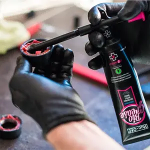 Muc-Off Bio Grease 150g – RC Cars