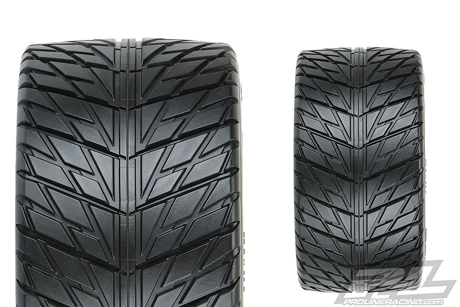 Proline Street Fighter 3.8" Belted Tires Mounted on Raid Black Wheels 8x32 Hex 17mm – RC Cars