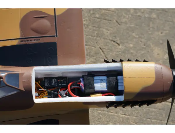 Xfly Supermarine Spitfire Mkix Brown 1200mm Without Tx/Rx/Batt – view 16