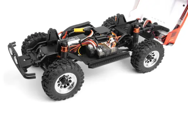 Hpi Racing Venture18 Toyota Hilux Sr5 - Red – RC Crawler – view 3