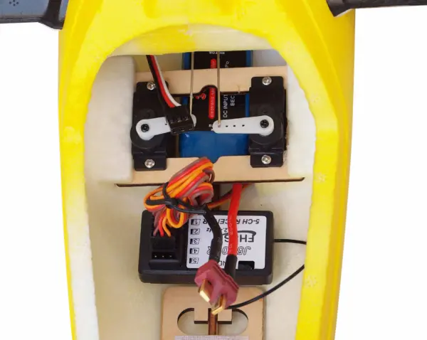 Joysway Freeman V3 Elec env.1580mm 2.4g 4ch RTF Glider – view 3