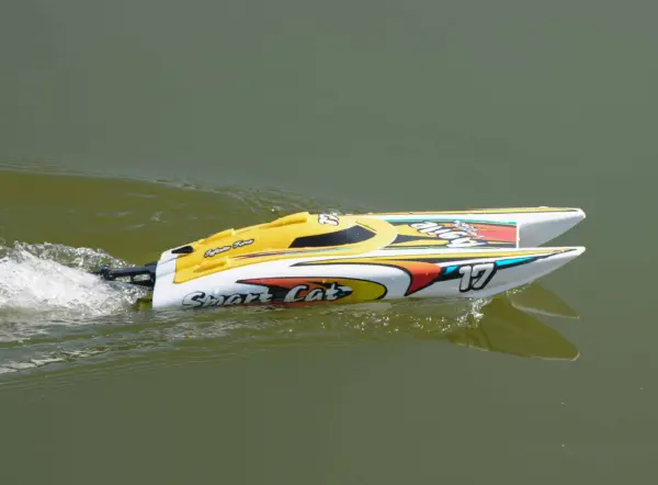 Joysway Smart Cat Electric Abs 420mm Brushed 2.4g RTR Boat – RC Speed Boat – view 7
