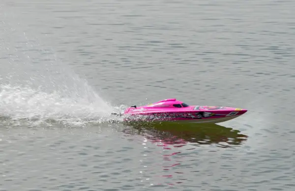 Joysway Rocket V2 Deep v Brushless Electric Abs 620mm 2.4g RTR Boat – RC Speed Boat – view 6