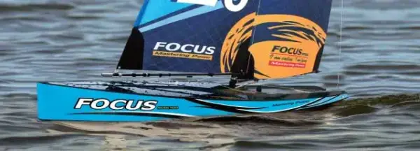 Joysway Focus III 995mm 2.4G RTR Sailboat (BL) – view 6