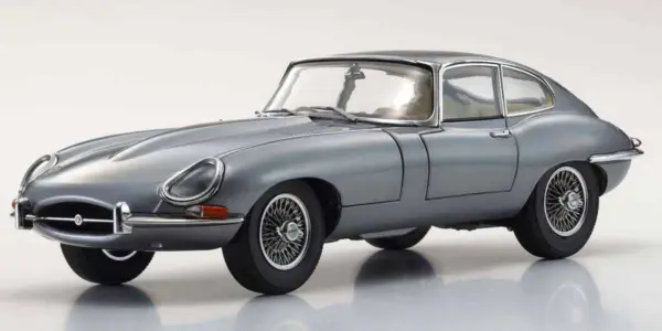 Kyosho 1:18 Jaguar E-Type 3.8L Coupe MK1 1961 British Racing Green – view 2