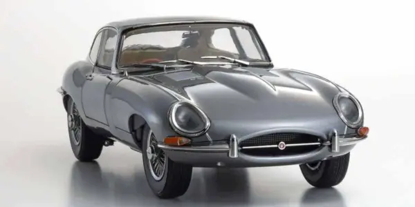 Kyosho 1:18 Jaguar E-Type 3.8L Coupe MK1 1961 British Racing Green – view 5
