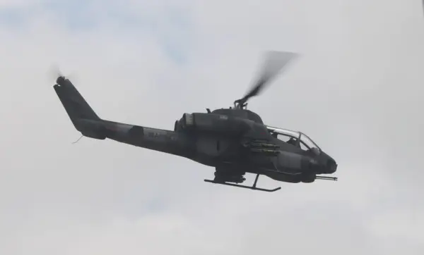 FLISHRC FL500 V2 FLISHRC 500 AH-1 Cobra 500 Size Scale Helicopter GPS RTF – view 5