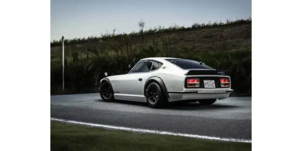 Kyosho Fazer Fz02 Datsun 240z 1971 Tuned Ver. White 1:10 Readyset – RC Car – view 10