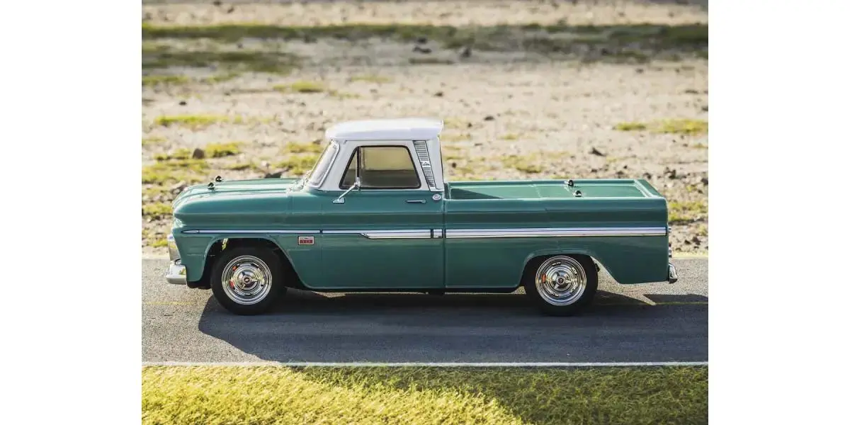 Kyosho Fazer MK2 (L) Chevy C10 Fleetside Pickup 1966 1:10 Readyset – Electric RC cars