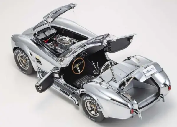 Kyosho 1:12 Shelby Cobra 427 S/C Spider 1962 Chromed – view 4