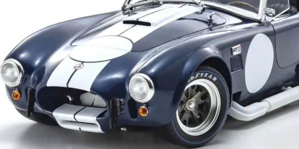 Kyosho 1:18 Shelby Cobra 427 S/C Spider 1962 Dark Blue-White – view 6