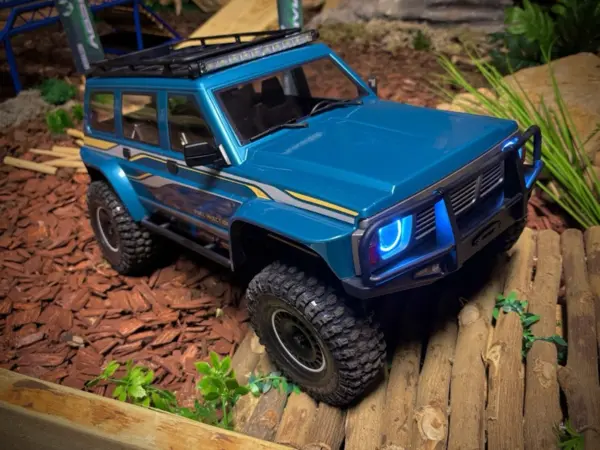 1:10 EP Crawler CR4.4 "PATROL"light blue" RTR – view 7