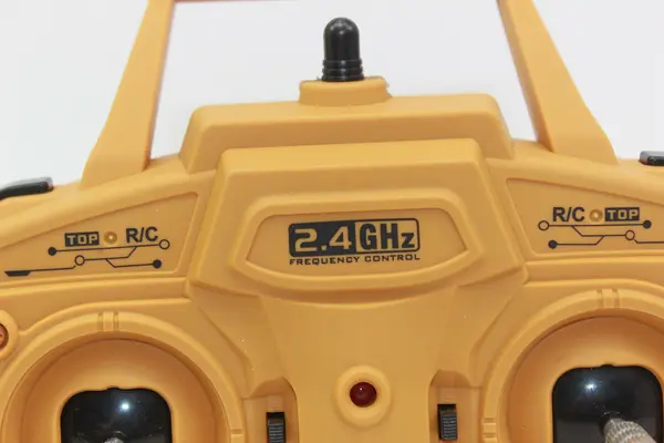 Huina Cy1583 Transmitter – view 2